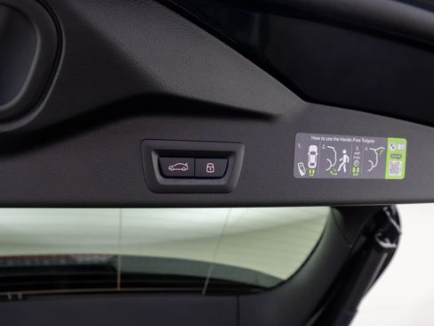 New 2026 BMW X5 xDrive50e w/ M Sport Package image 34