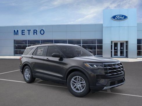 New 2026 Ford Explorer Active image 1