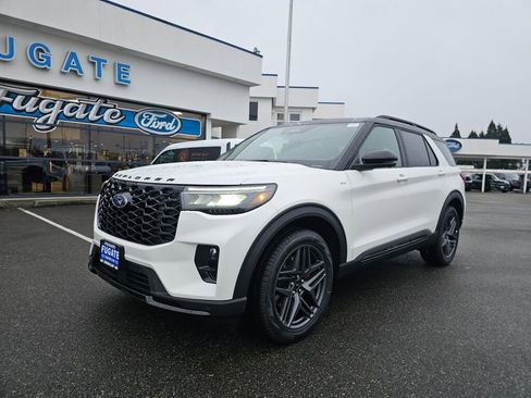 New 2026 Ford Explorer ST-Line w/ ST-Line Street Pack image 2