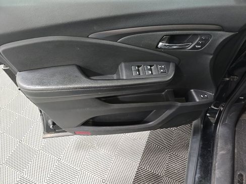 Used 2019 Honda Pilot EX-L image 12