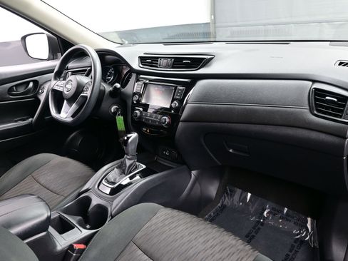 Used 2020 Nissan Rogue S image 13