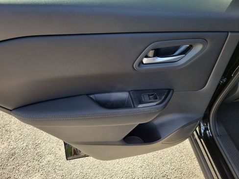 New 2026 Nissan Rogue SV FWD image 12