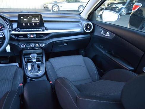 Used 2021 Kia Forte LXS image 41