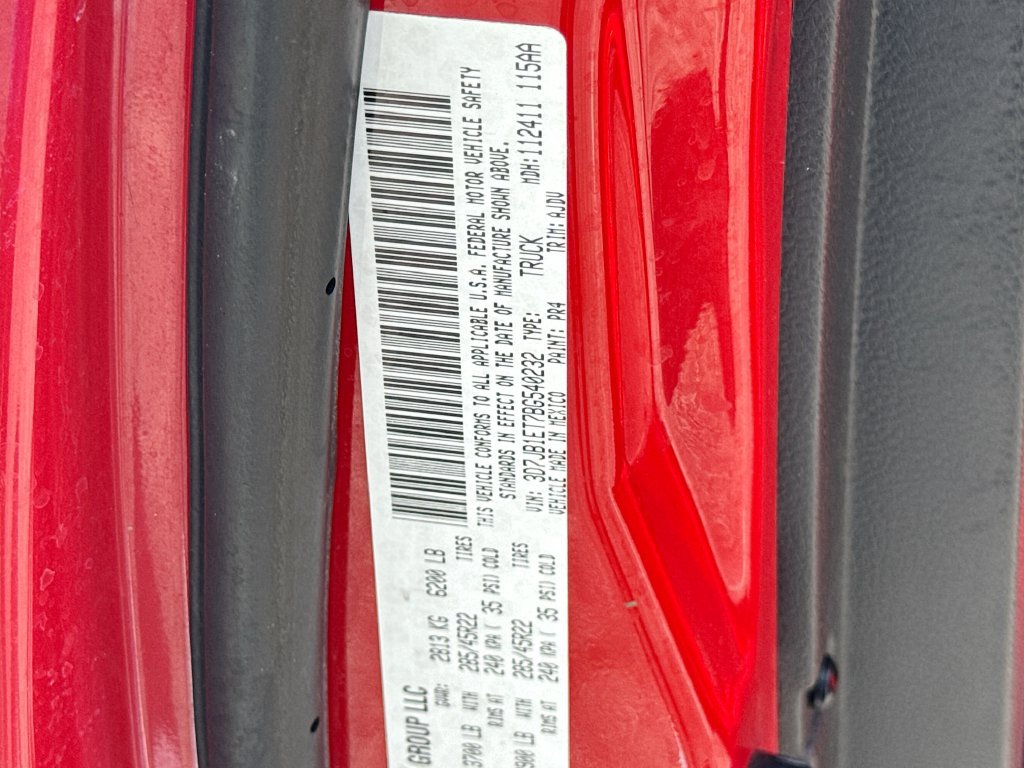 Used 2011 RAM 1500 R/T w/ Remote Start & Security Group RWD image 27