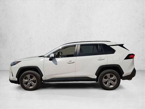 Used 2024 Toyota RAV4 XLE FWD image 9