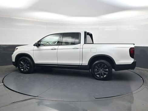 Certified 2023 Honda Ridgeline Sport image 7