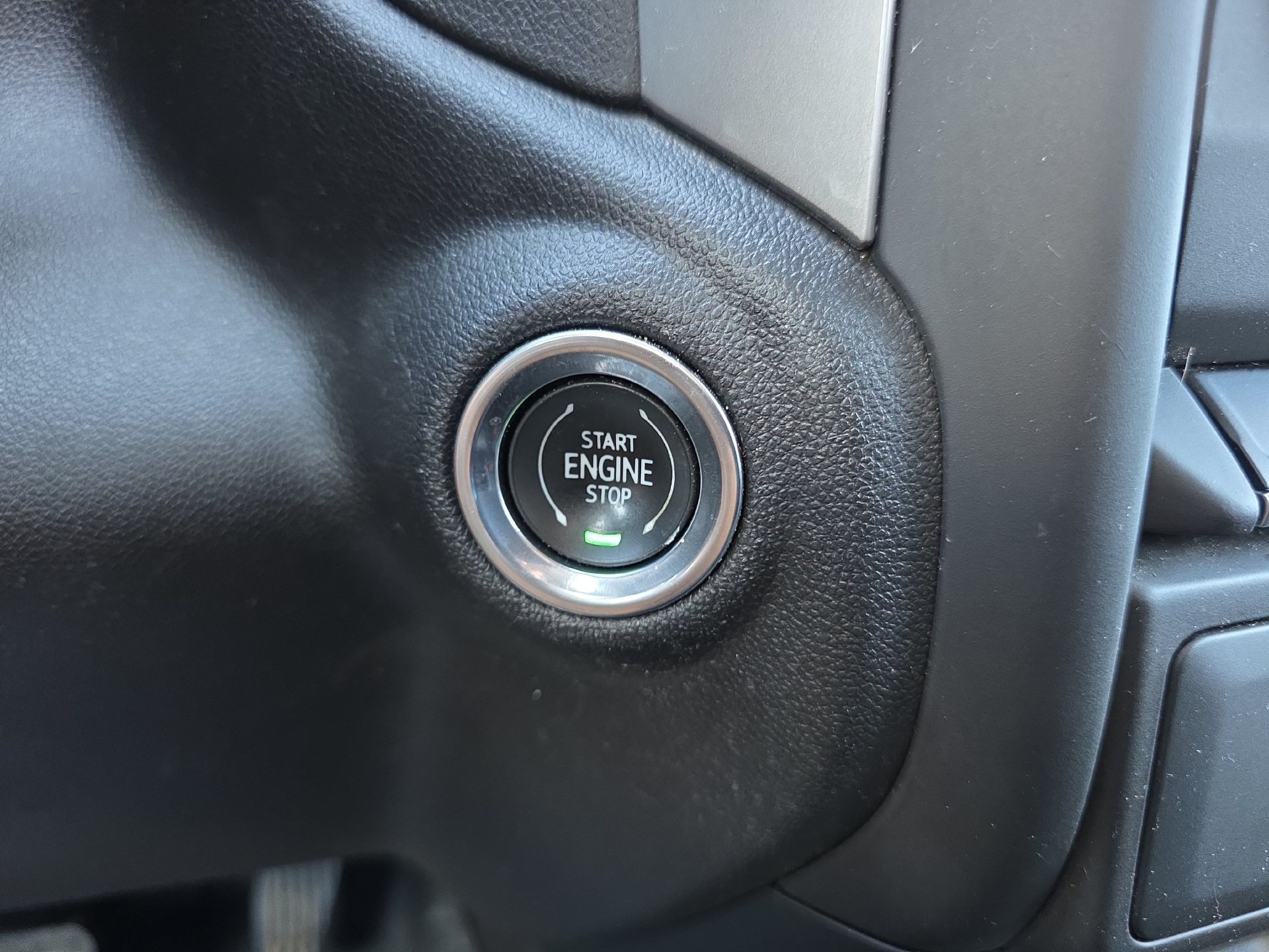 Used 2024 Chevrolet Silverado 1500 Custom AWD/4WD image 26