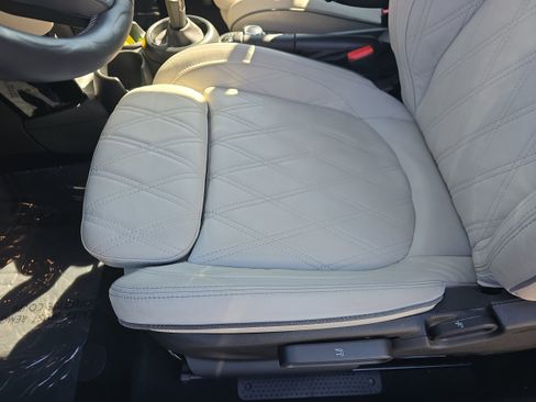 Used 2023 MINI Cooper S image 11