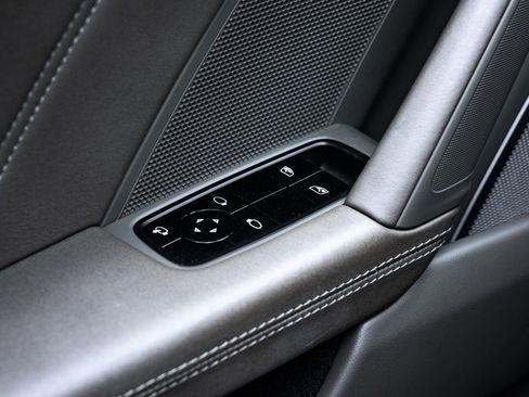 Used 2021 Porsche 911 Turbo S image 45