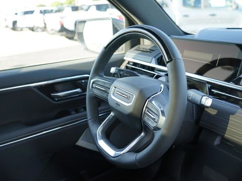 New 2025 GMC Sierra EV Denali image 25