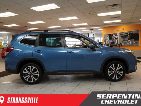 Used 2021 Subaru Forester Limited image 12