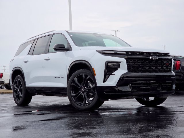 New 2027 Chevrolet Traverse RS w/ LPO, Floor Liner Package AWD/4WD image 2