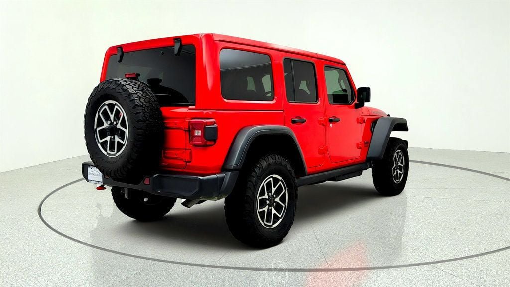 Used 2026 Jeep Wrangler Unlimited Rubicon AWD/4WD image 5