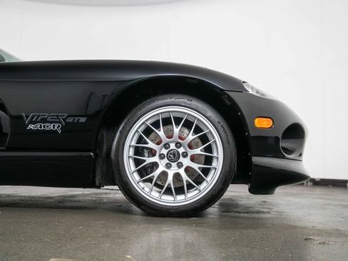 Used 1999 Dodge Viper GTS RWD image 11