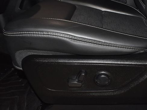 Used 2022 RAM 1500 Sport w/ Rebel Level 2 Equipment Group AWD/4WD image 23