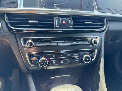 Used 2016 Kia Optima EX w/ Premium Package FWD image 23