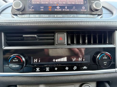 Certified 2023 Nissan Rogue SV image 30