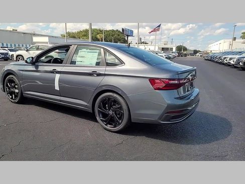 New 2026 Volkswagen Jetta SE image 15