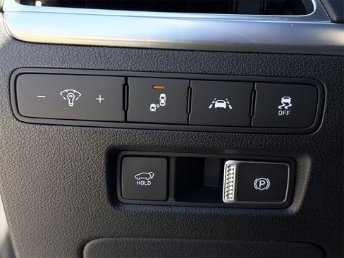 Used 2021 Hyundai Palisade Calligraphy image 23