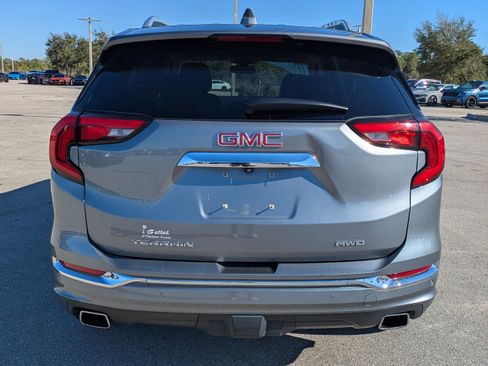 Used 2019 GMC Terrain Denali w/ LPO, Floor Liner Package image 6