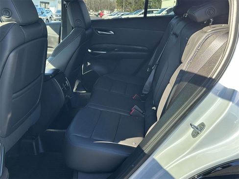 Used 2024 Cadillac XT4 Sport image 10