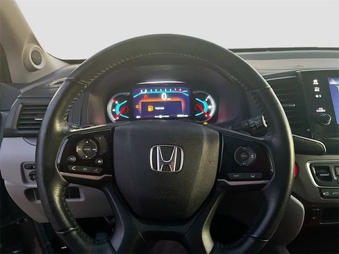 Used 2022 Honda Pilot EX-L image 11