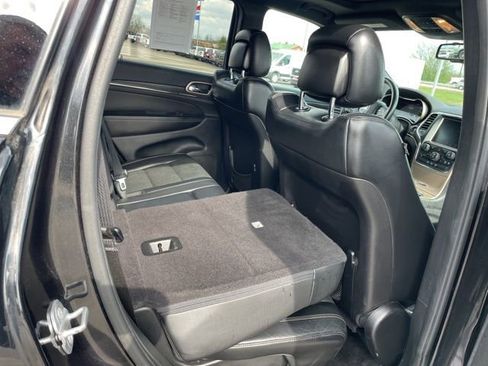 Used 2015 Jeep Grand Cherokee Limited w/ Luxury Group II image 57