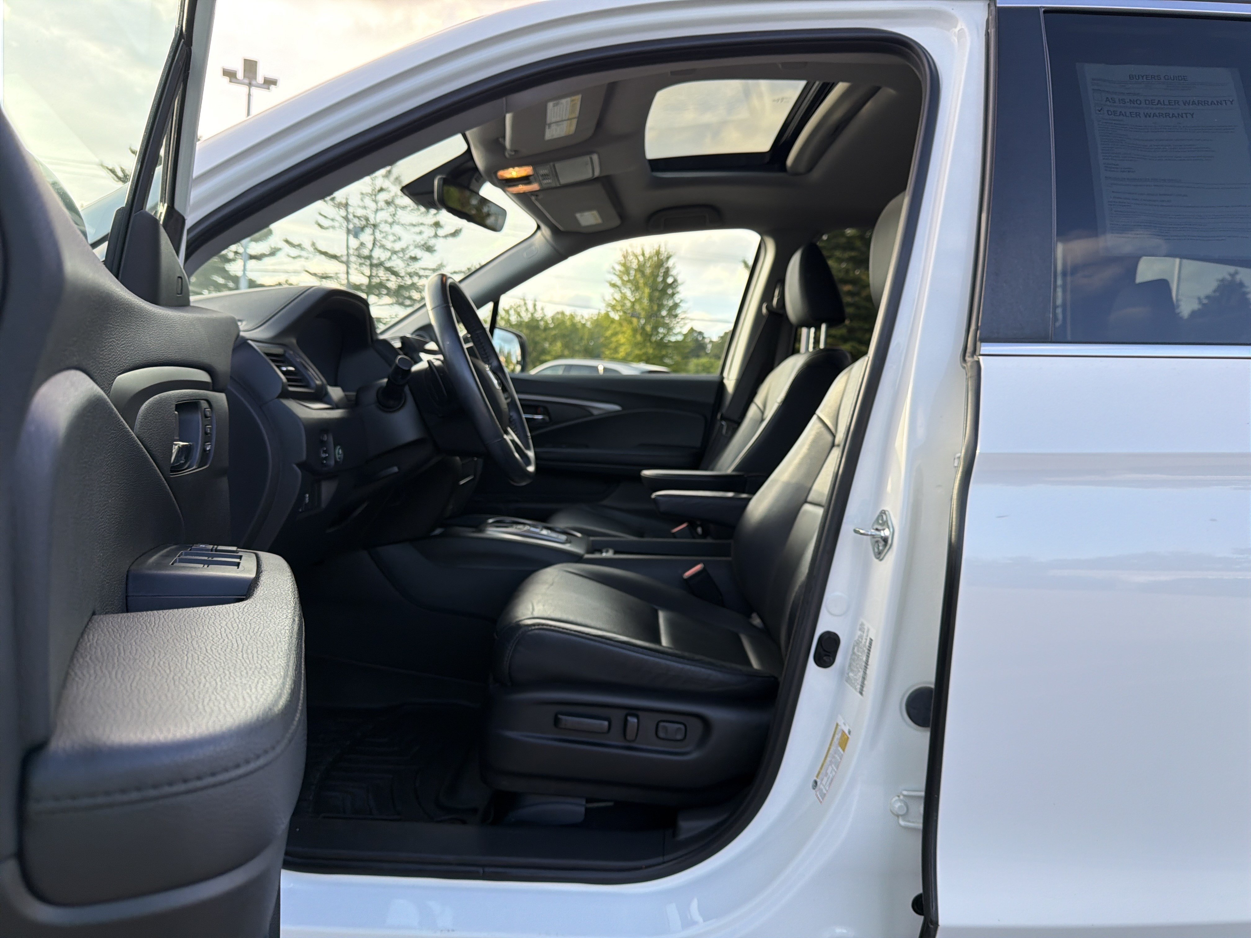 Used 2022 Honda Pilot Special Edition image 13