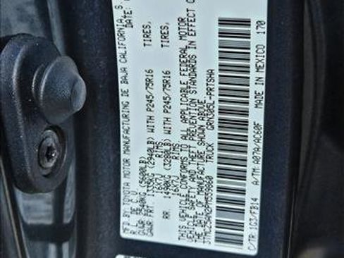 Used 2023 Toyota Tacoma SR image 27