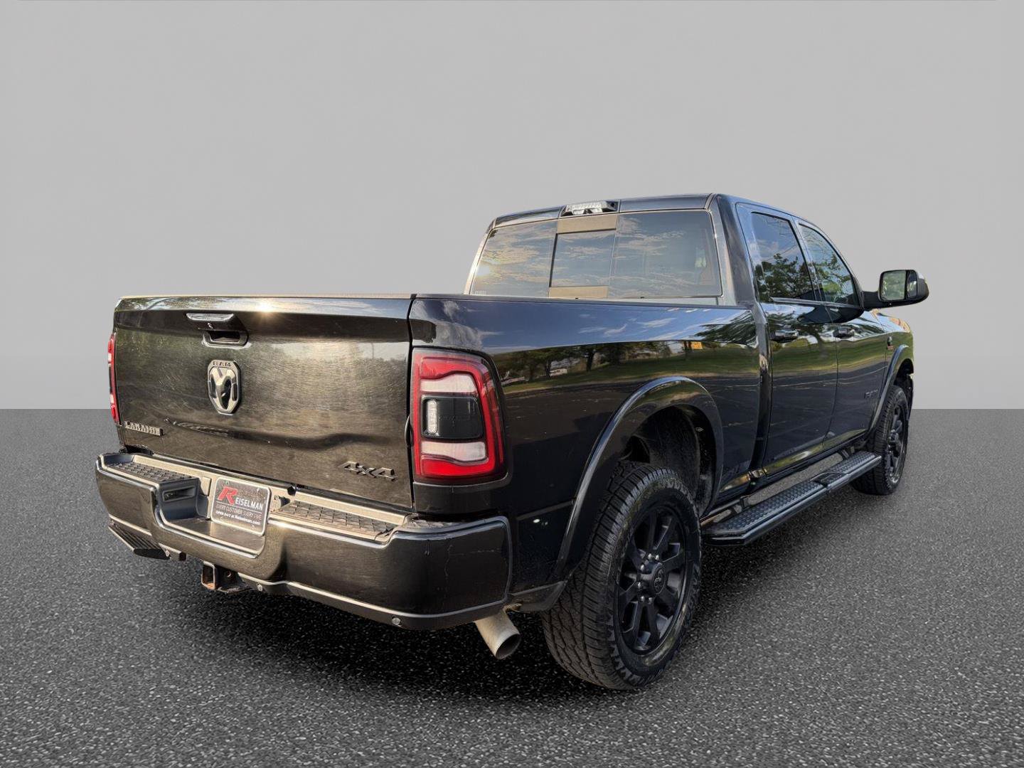 Used 2021 RAM 3500 Laramie AWD/4WD image 5