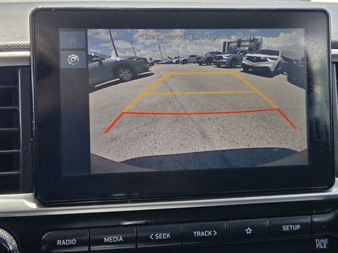 Used 2023 Hyundai Venue SEL FWD image 20