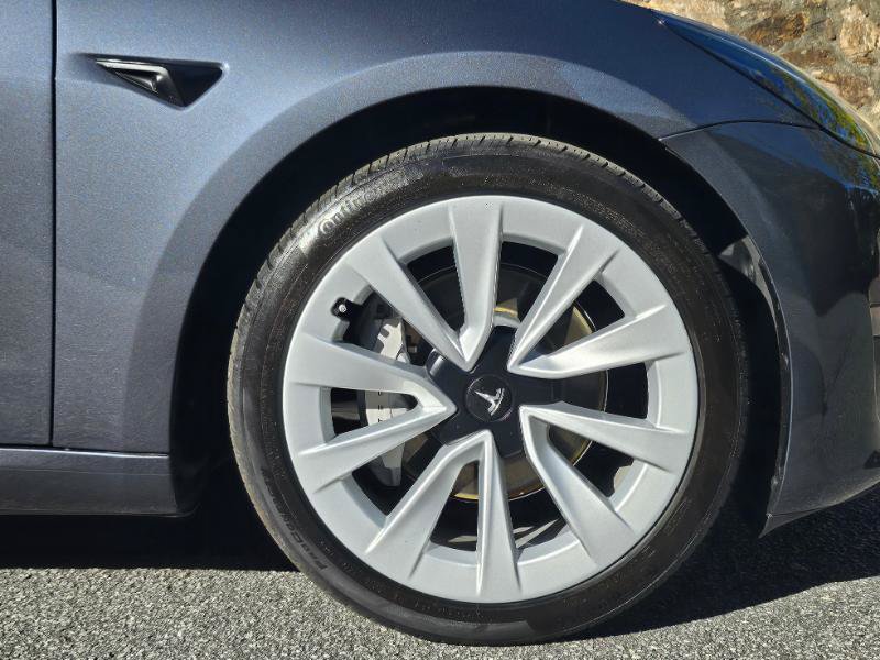 Used 2023 Tesla Model 3 Standard Range RWD image 16