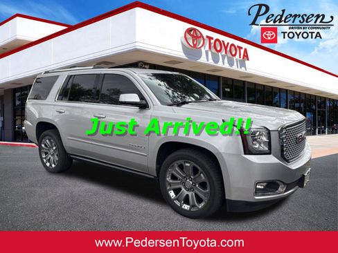 Used 2015 GMC Yukon Denali w/ Premium Package AWD/4WD image 1