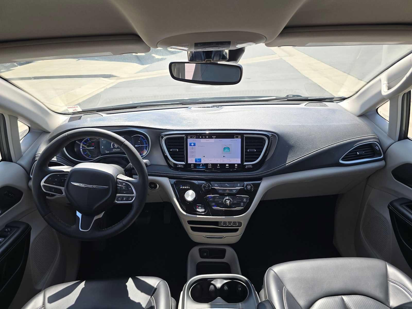 Used 2023 Chrysler Pacifica Touring-L FWD image 20