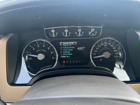 Used 2011 Ford F150 Lariat w/ Lariat Chrome Pkg image 9