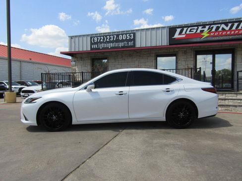 Used 2019 Lexus ES 350 w/ Accessory Package 2 FWD image 2