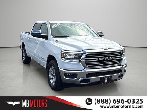 Used 2023 RAM 1500 Laramie AWD/4WD image 6