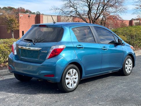 Used 2014 Toyota Yaris L image 7