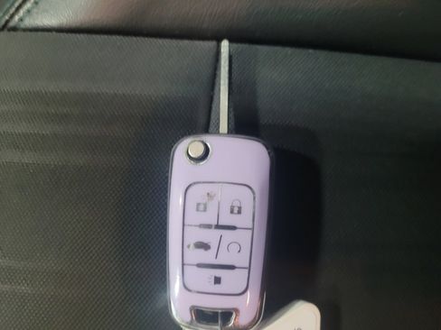 Used 2016 Chevrolet Trax LT w/ LT Convenience Package image 32