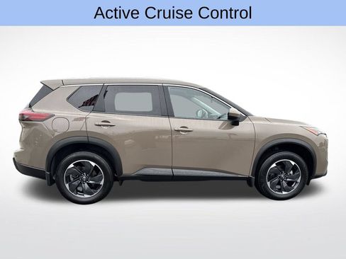 Certified 2024 Nissan Rogue SV w/ SV Premium Package AWD/4WD image 8