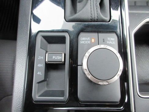 Used 2025 Toyota Tundra SR5 image 27