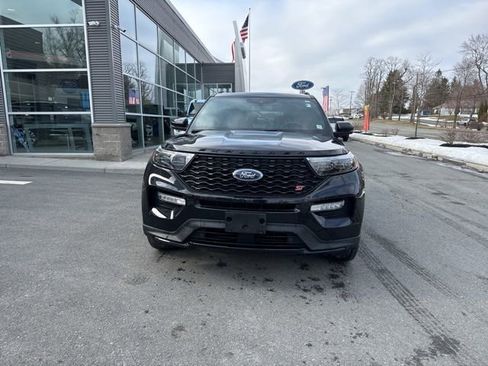 Used 2024 Ford Explorer ST w/ Equipment Group 401A image 3