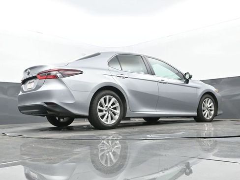 Used 2023 Toyota Camry LE FWD image 11