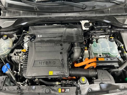 Used 2018 Kia Niro EX w/ EX Touring Graphite Edition FWD image 27