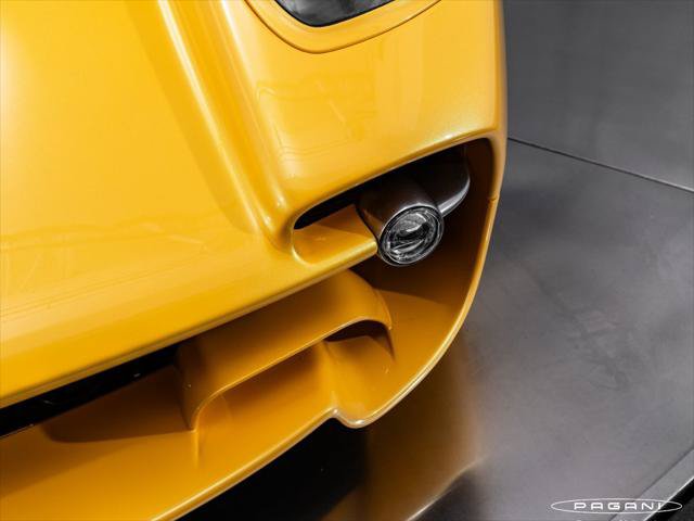 Used 2024 Pagani Utopia RWD image 7