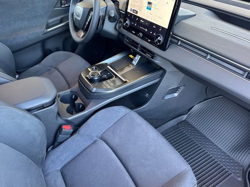 New 2026 Toyota C-HR AWD/4WD image 19