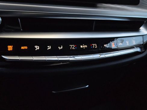 New 2026 Cadillac Lyriq Premium Luxury w/ LPO, Floor Liner Package image 21