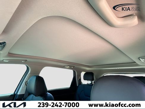 Used 2023 Kia Sorento S w/ Panoramic Sunroof Package image 27