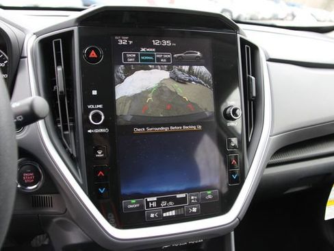 Certified 2025 Subaru Crosstrek 2.0i Premium AWD/4WD image 25