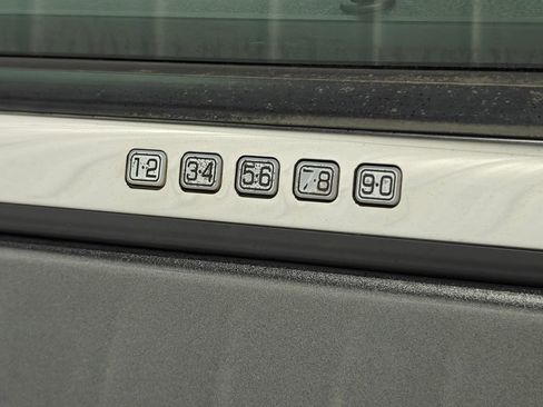 Used 2015 Ford Expedition Platinum AWD/4WD image 16